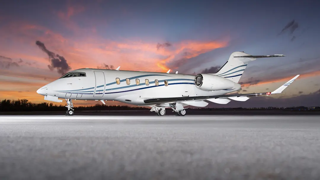 Challenger 350 on ramp