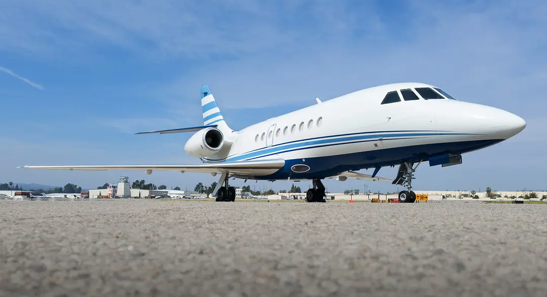 Falcon 2000 aircraft